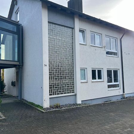 Unique Geraeumige 2 Zimmerwohnung In Tuttlingen Mit Netflix, Sauna Und Fitness Buitenkant foto