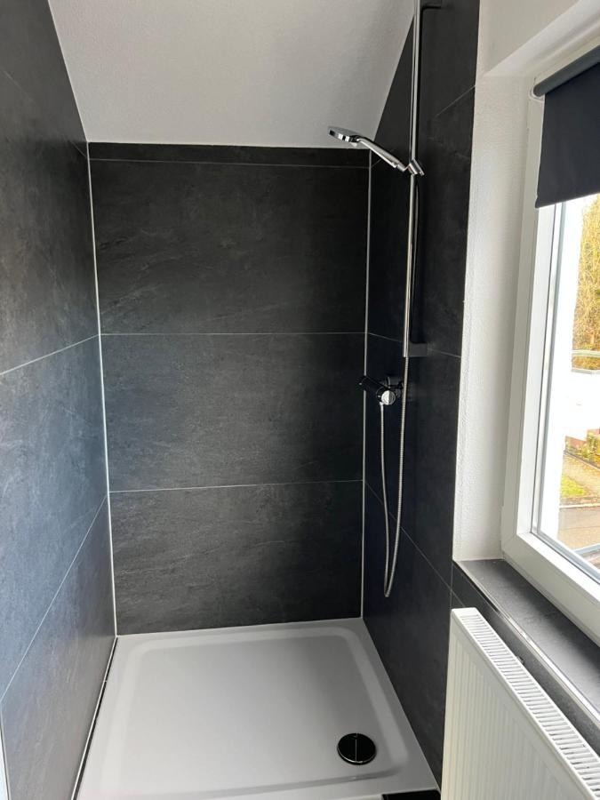 Unique Geraeumige 2 Zimmerwohnung In Tuttlingen Mit Netflix, Sauna Und Fitness Buitenkant foto